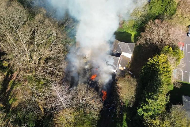 The fire burns at the house in Dunblane -Credit:Savannah Crowe