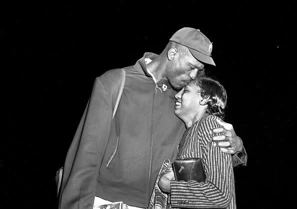 SAN FRANCISCO, CA - DECEMBER 07: (l-r) Bill Russell greets his fiancee Rose Swisher as he arrives at the San Francisco Airport on December 7, 1956. Russell had just returned from the Olympic Games in Melbourne. The pair would marry two days later. (Duke Downey/San Francisco Chronicle via Getty Images)