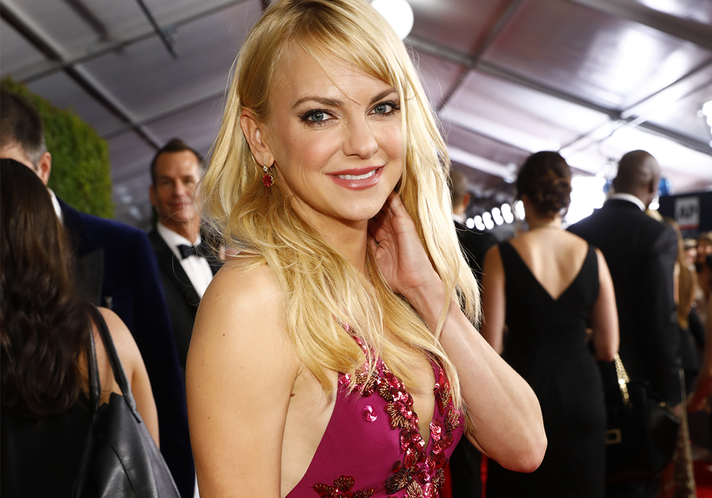 Anna Faris Big Tits - Anna Faris Reveals All the Plastic Surgery She's Had in Her New Book