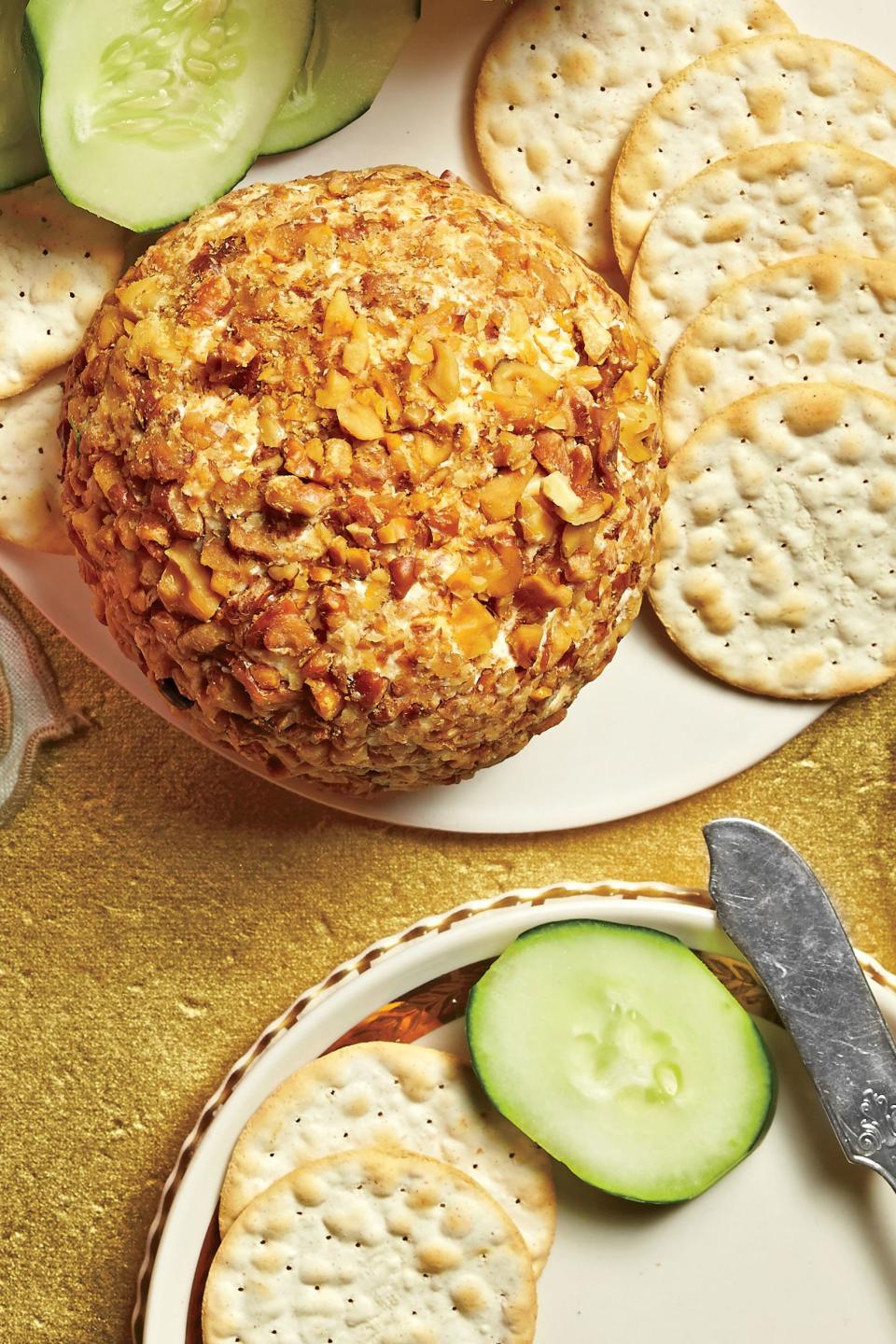 Cheddar-Horseradish-Walnut Cheese Ball