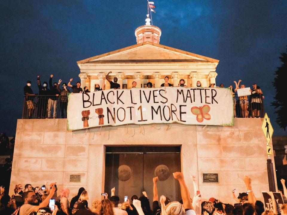 Protesters advocate for an end to police brutality at the State Capitol building on June 04, 2020 in Nashville, Tennessee.  (Getty Images)