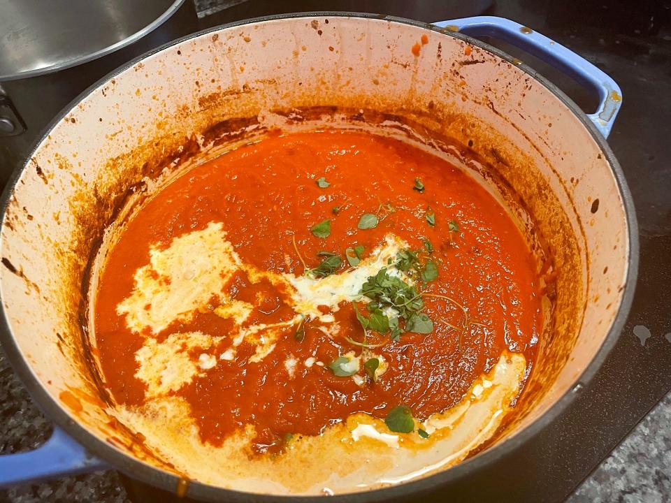 Adding cream to sauce for Ina Garten's Penne Alla Vodka