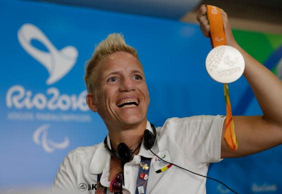 Vervoort with her silver medal at the Rio Paralympics in 2016 (AP)