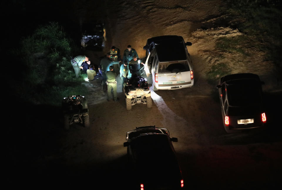 U.S Border Patrol agents detain a group of undocumented immigrants near La Grulla, Texas, March 15, 2017. (Photo: John Moore/Getty Images)