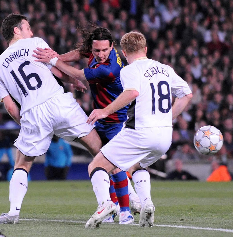 Soccer - UEFA Champions League - Semi Final - First Leg - Barcelona v Manchester United - Nou Camp