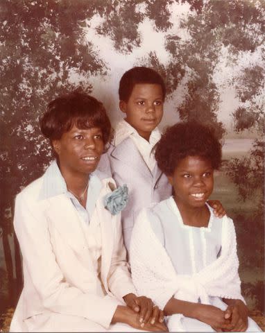 <p>Leslie Jones/ Facebook</p> Leslie Jones with her mother Diane and brother Keith