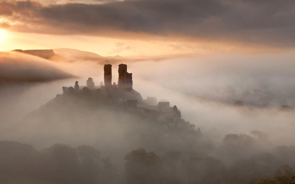 Corfe Castle - LesleyJacques