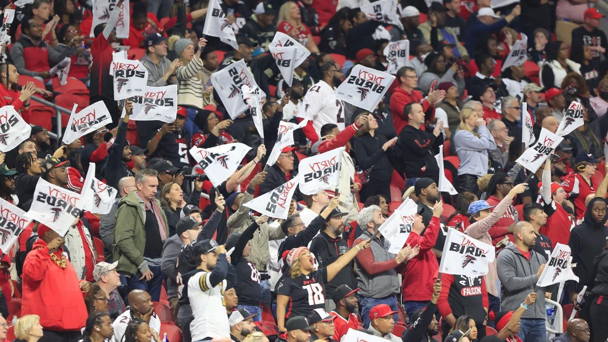 Falcons sell out season tickets, for first time in nearly 20 years