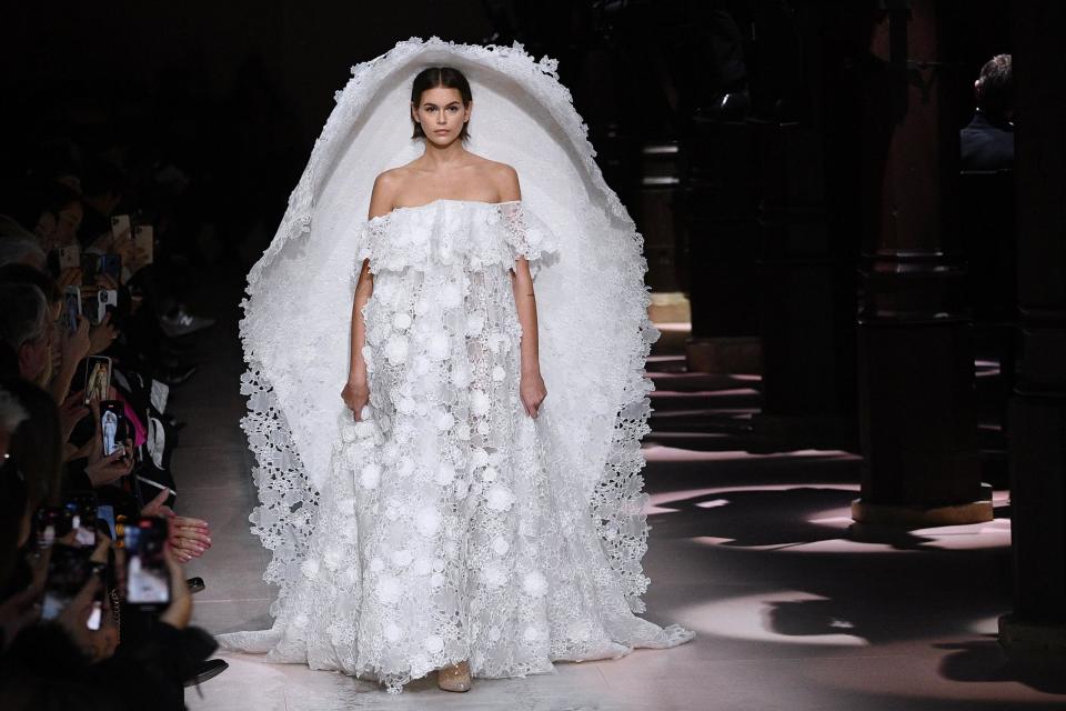 Kaia Gerber at Givenchy Haute Couture SS20 (Getty Images)