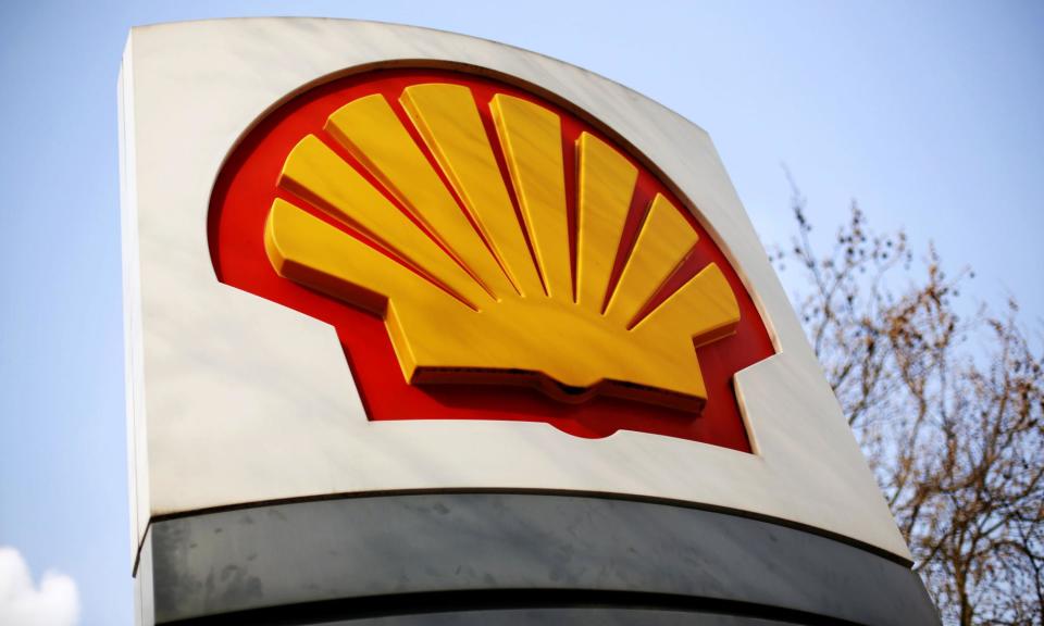 <span>Shell’s share price edged down 0.3% on Friday morning, making it one of only a handful of FTSE 100 stocks to fall.</span><span>Photograph: Yui Mok/PA</span>