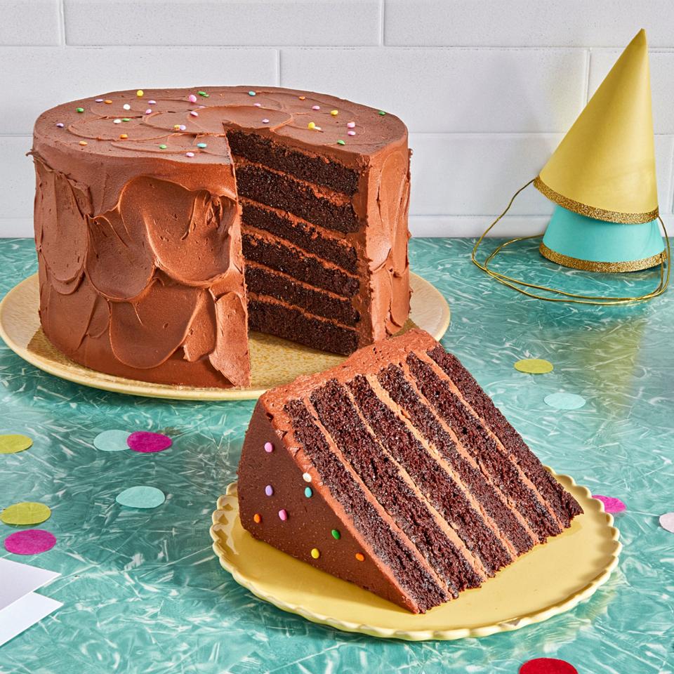 37) Old-Fashioned 6-Layer Chocolate Cake