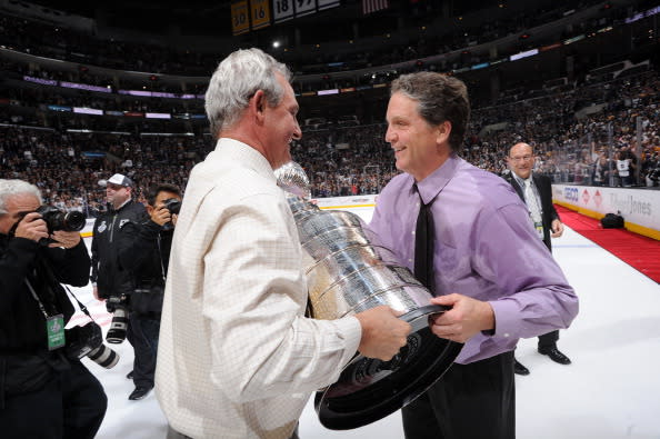 Rob Blake, Luc Robitaille introduced in new roles for Los Angeles