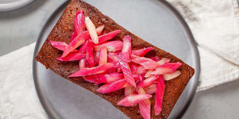 Rhubarb Drizzle Cake