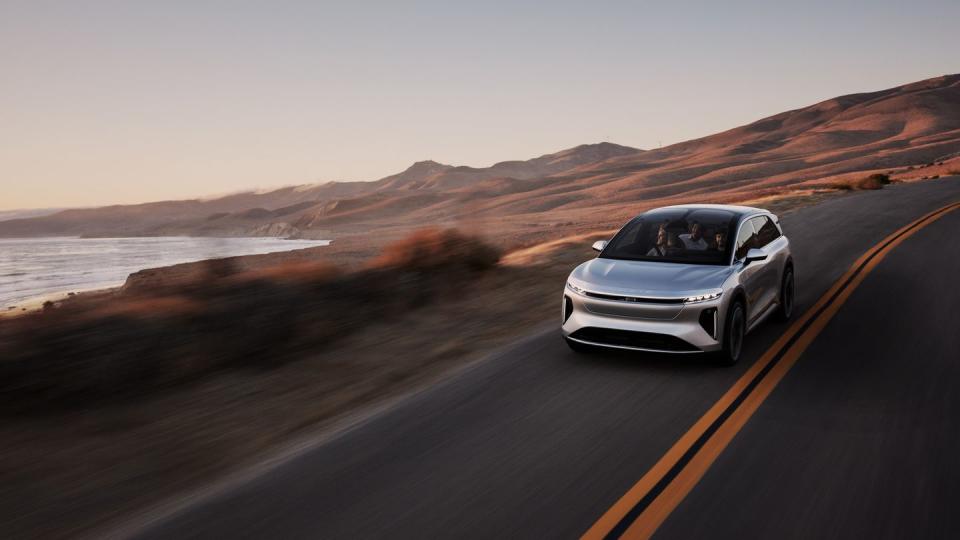 2025 lucid motors gravity