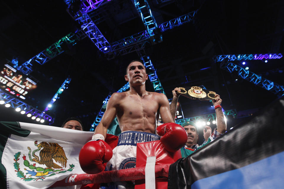 Juan Francisco Estrada ha sido monarca en dos divisiones. Su tercera pelea con Román González deberá esperar. (REUTERS/Tyrone Siu)