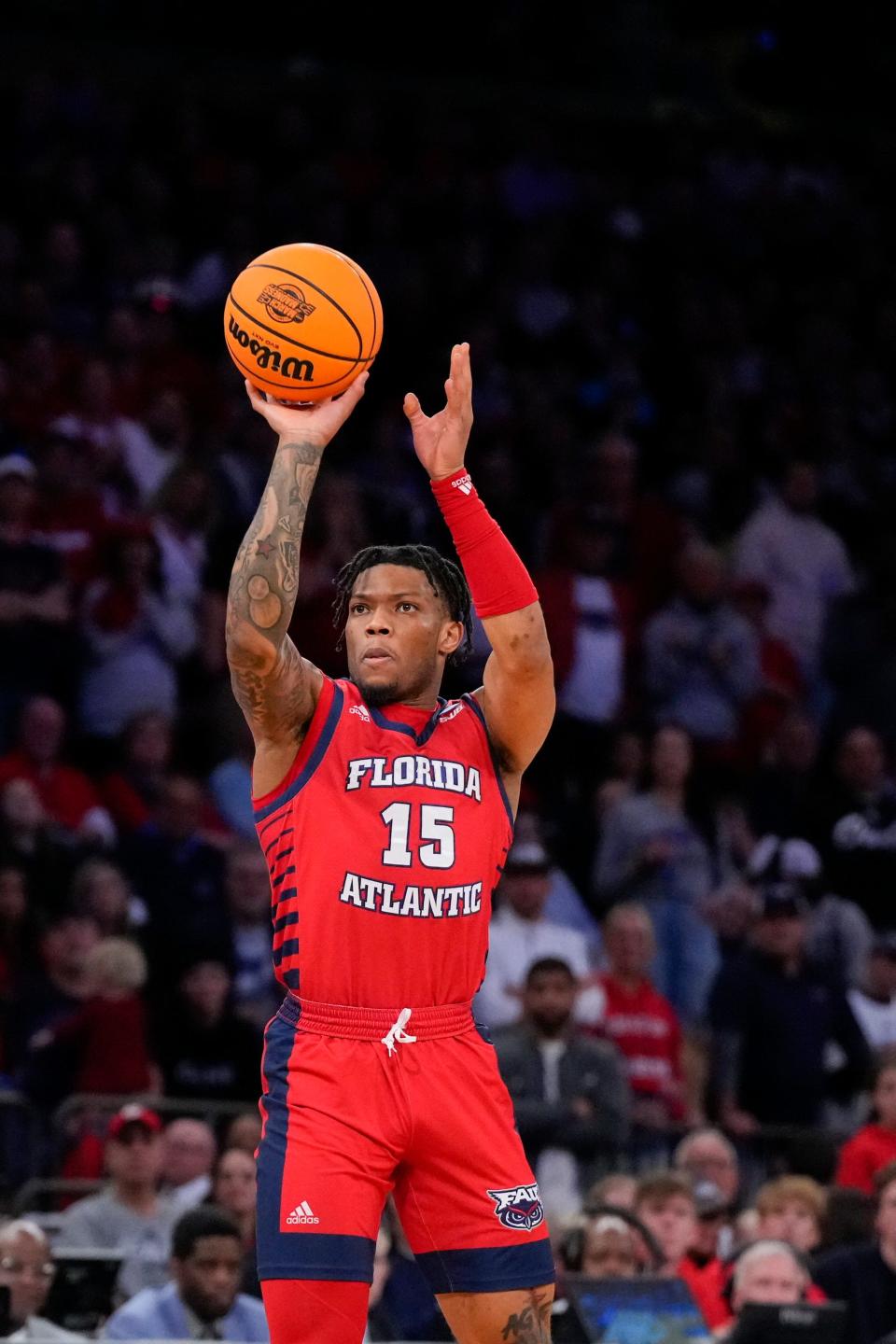 Florida Atlantic Owls guard Alijah Martin (15) shoots during the first half of the March 25 NCAA Tournament East Regional final against the Kansas State Wildcats at Madison Square Garden.
