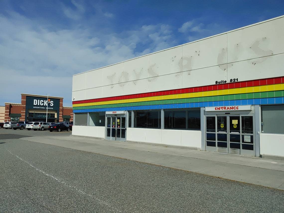 The city of Kennewick is reviewing plans to renovate the old Toys R Us spot at Columbia Center mall in Kennewick for two or more future tenants. Plans submitted in February indicate the exterior will re remodeled to meet the standards of The TJX Companies, parent to TJ Maxx, Home Goods.