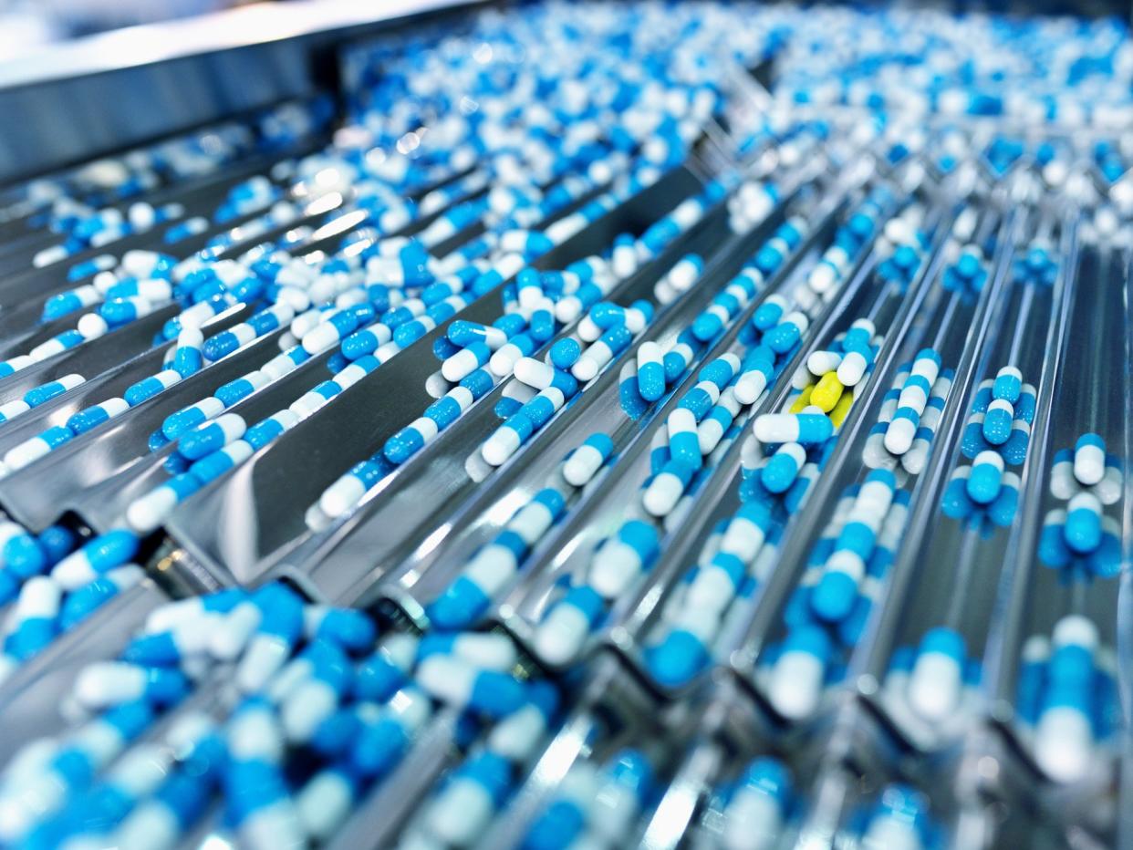 Drugs in production: iStockphoto