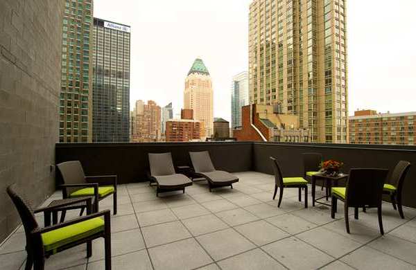 Welcome to the Hilton Garden Inn New York/Central Park South-Midtown West!