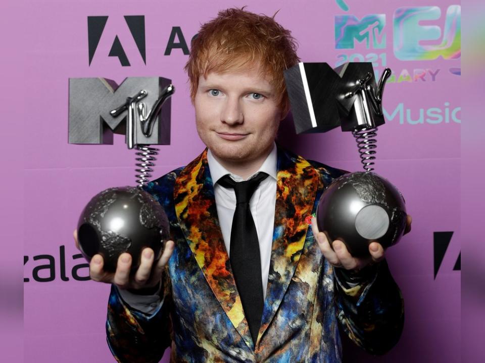 Ed Sheeran hat 2021 bei den MTV EMAs abgeräumt. (Bild: getty/[EXTRACTED]: John Phillips-Pool/Getty Images for MTV)