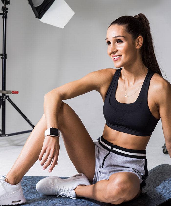 Kayla Itsines' Full Body Stretch Sequence