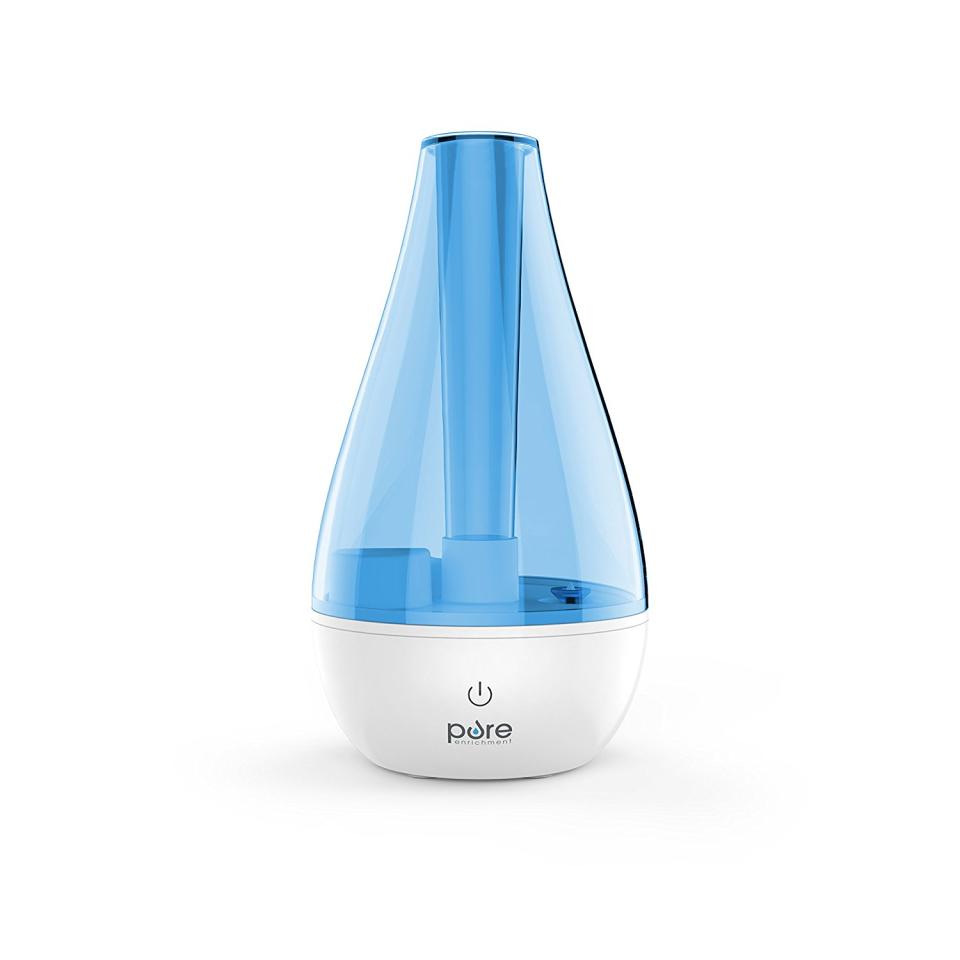 <a href="https://amzn.to/2VfUGy1" rel="nofollow noopener" target="_blank" data-ylk="slk:Pure Enrichment MistAire Ultrasonic Cool Mist Humidifier;elm:context_link;itc:0;sec:content-canvas" class="link ">Pure Enrichment MistAire Ultrasonic Cool Mist Humidifier</a> (Photo: Amazon)