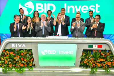 Orlando Ferreira, CFO of IDB Invest: “Local financing is key to a sustainable future. We are proud to play a leading role in developing capital markets in the region and mobilizing global resources for impact projects. We are opening a new path towards sustainable development, by connecting our local market with global capital markets, we add the necessary resources to drive the growth of our region. This innovative business model presents a unique opportunity for our investors.”