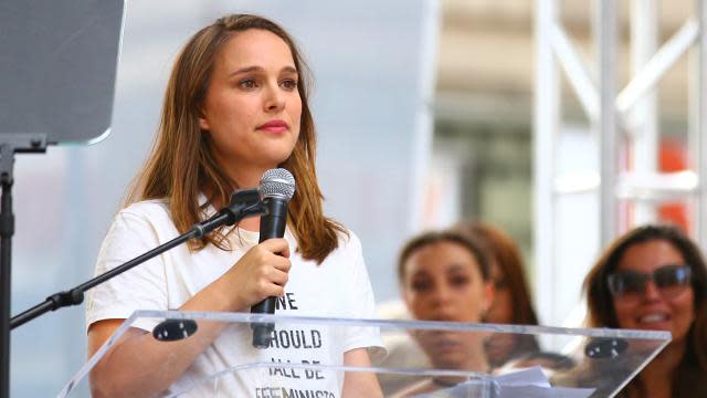 Natalie Portman Calls Out Trump During Moving Speech At L A Women S