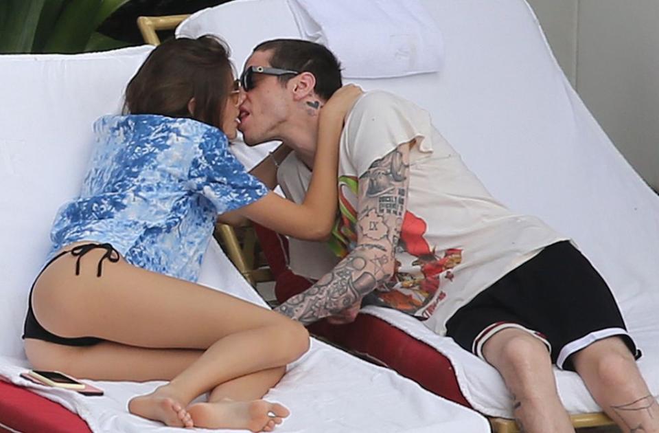 Kaia Gerber kissing Pete Davidson poolside