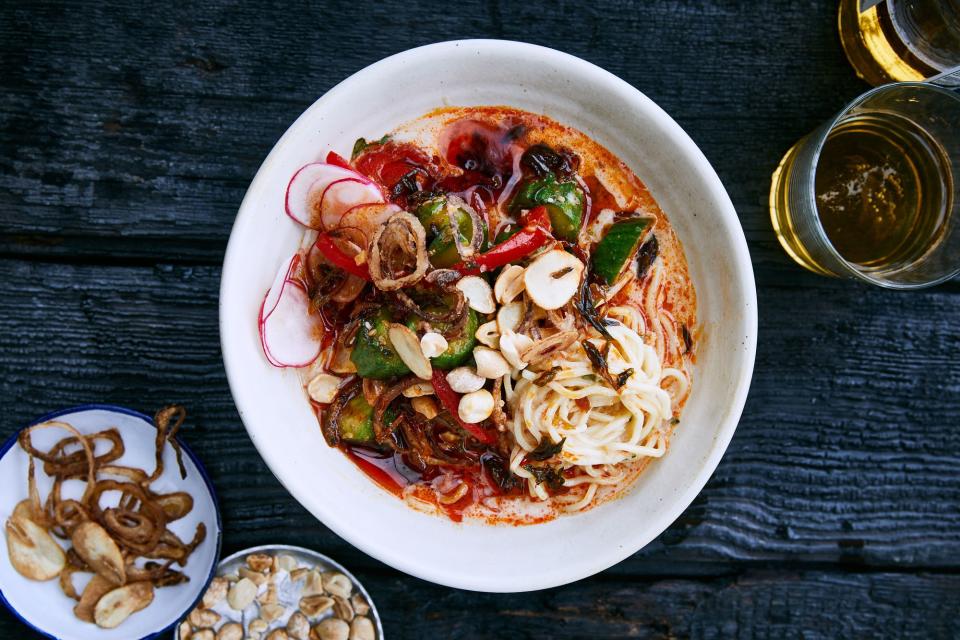 Chilled Ramen with Soy Milk and Chili Oil