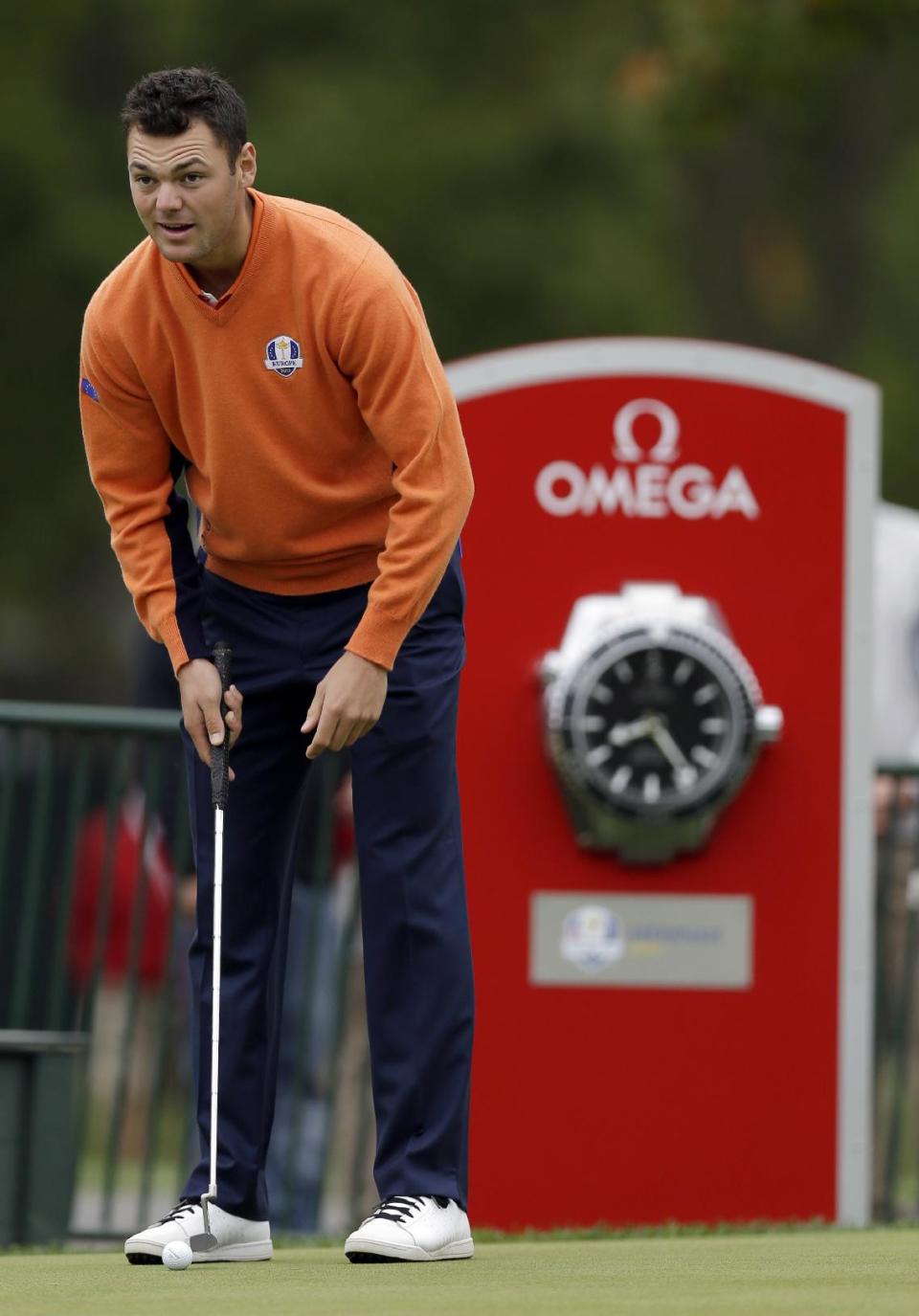 Europe's Martin Kaymer putts during a practice round for the Ryder Cup PGA golf tournament Tuesday, Sept. 25, 2012, at the Medinah Country Club in Medinah, Ill. (AP Photo/David J. Phillip)