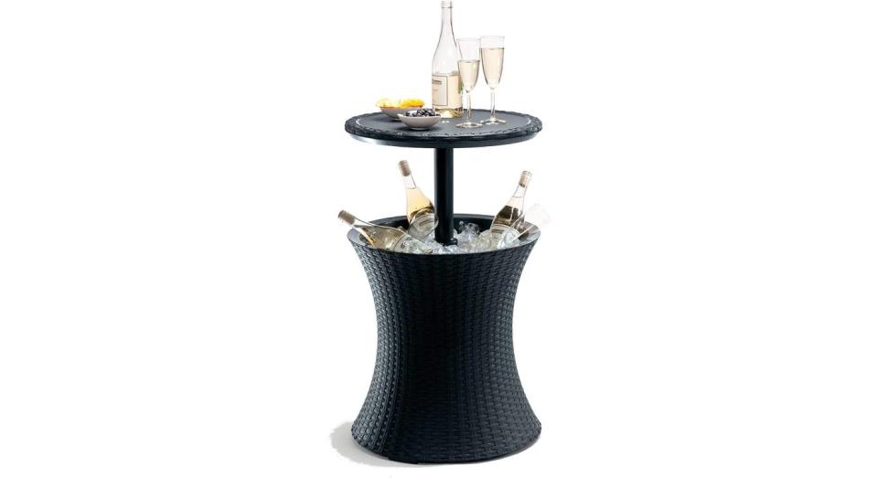 Rattan Outdoor Cool Bar Ice Cooler Table