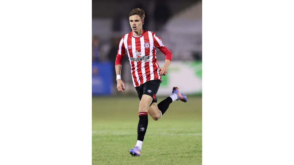 romeo beckham brentford b against middlesex fa