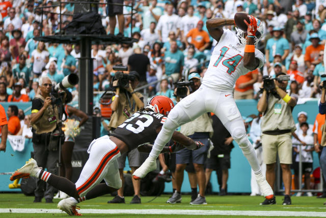 Dolphins free agent profile: Trent Sherfield should be back