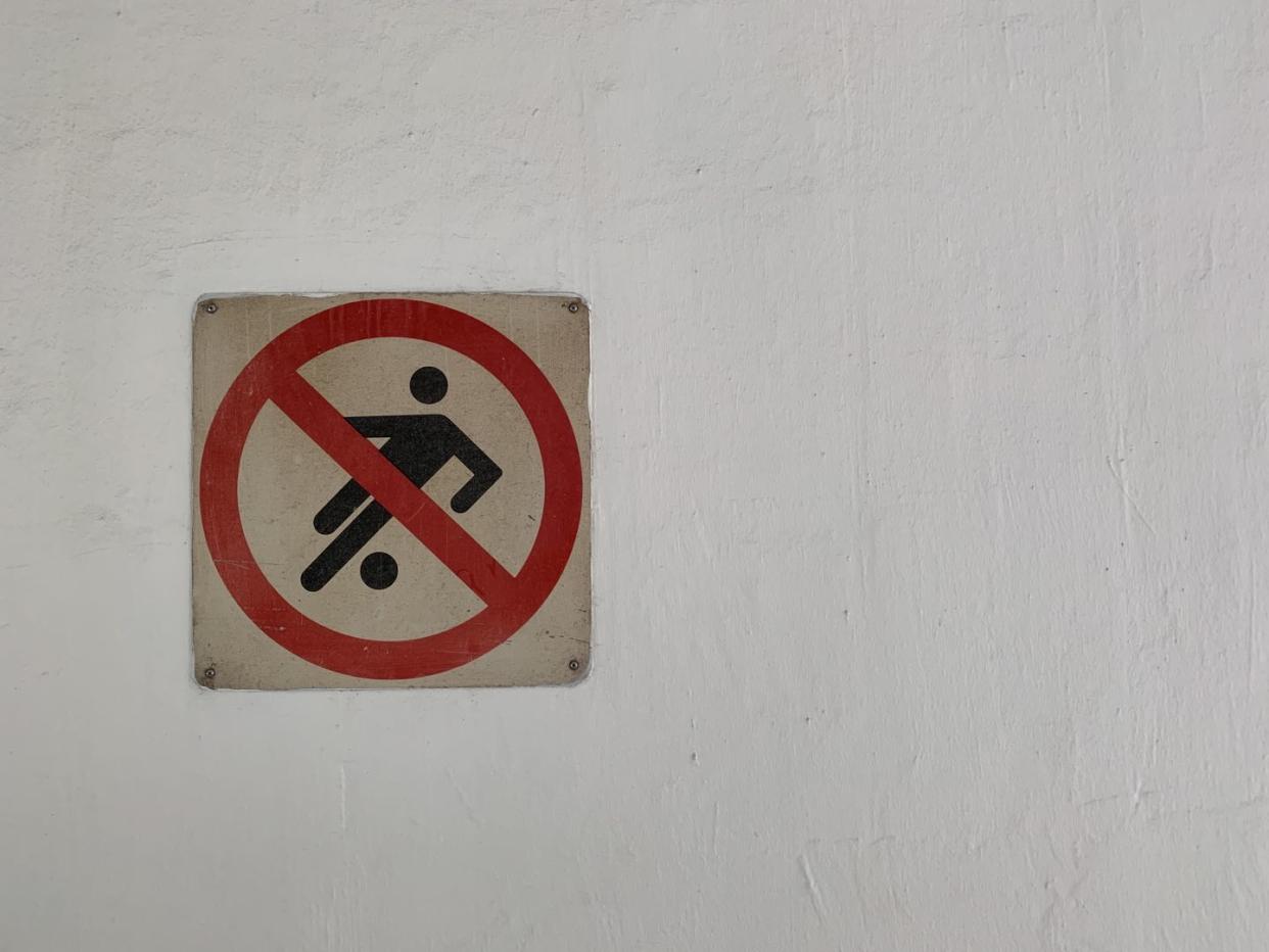 "No football allowed" sign in Singapore. (PHOTO: Football Siao)