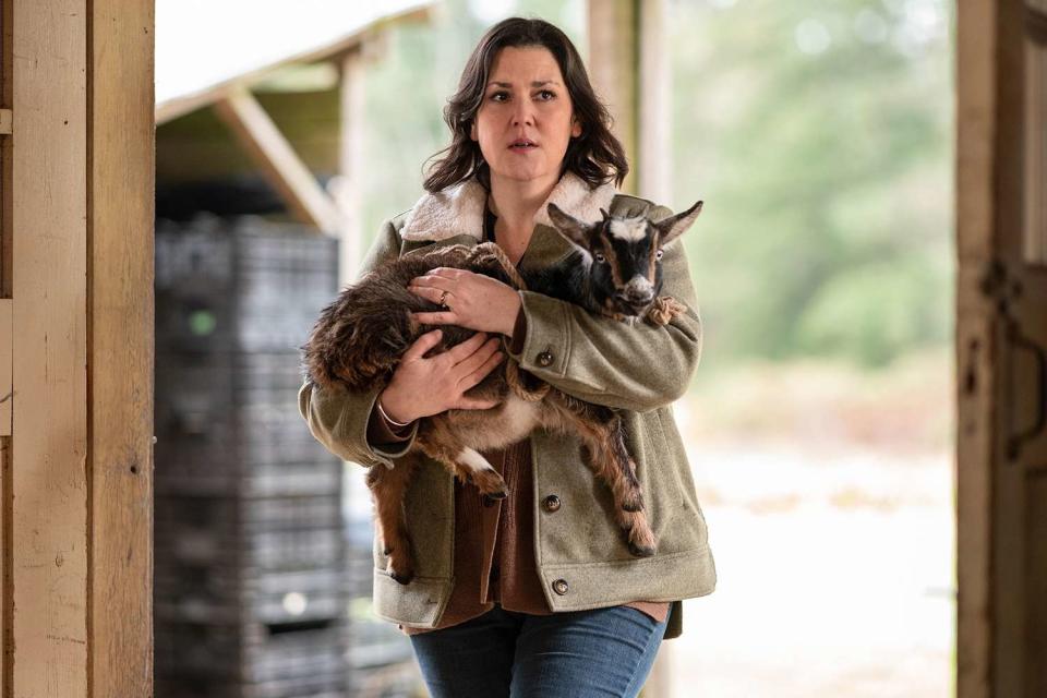 <p>Kailey Schwerman/SHOWTIME</p> Melanie Lynskey in 