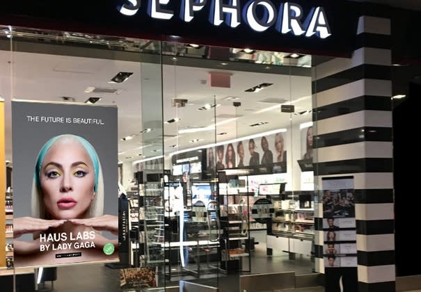 Sephora suspends activity in Russia