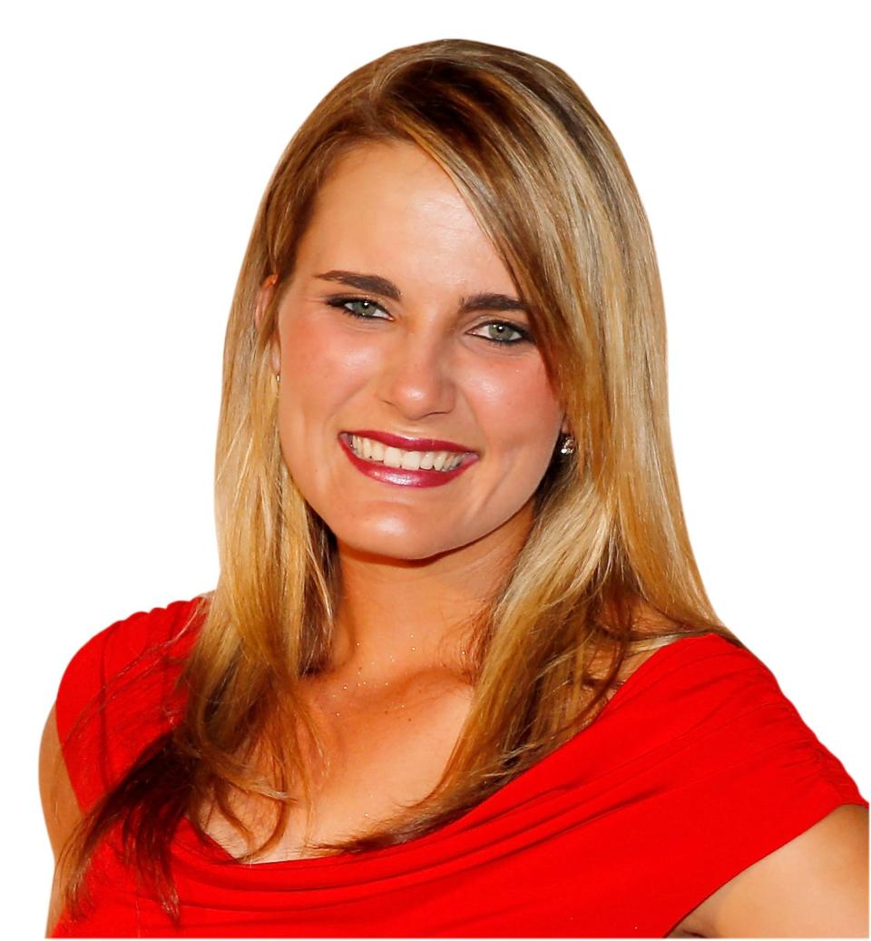 NAPLES, FL - NOVEMBER 22:  Lexi Thompson poses on the red carpet during the LPGA Rolex Awards reception at Tiburon Golf Club on November 22, 2013 in Naples, Florida.  (Photo by Sam Greenwood/Getty Images)