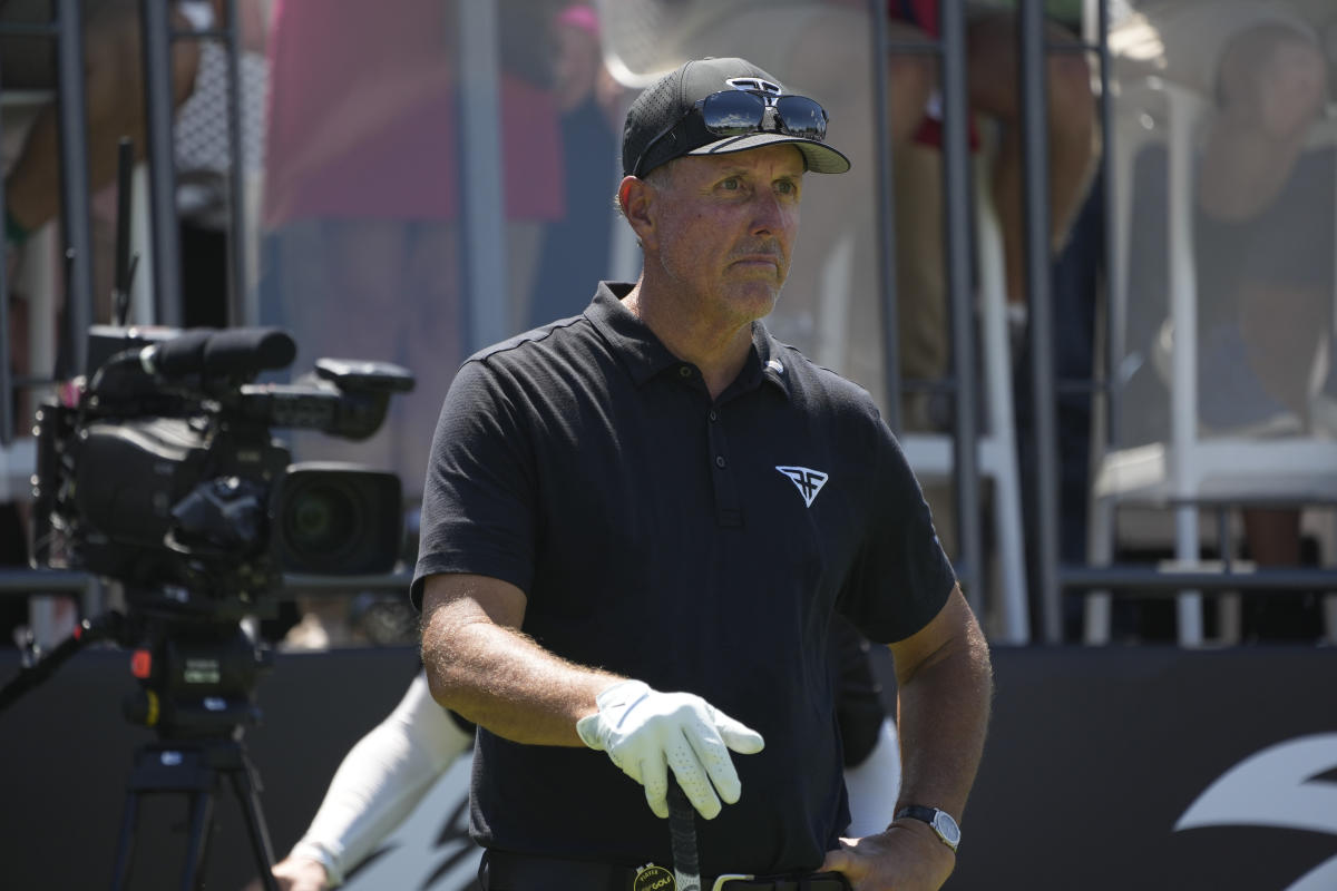 #Mickelson meltdown and a 7-shot win for Cam Smith in LIV Golf