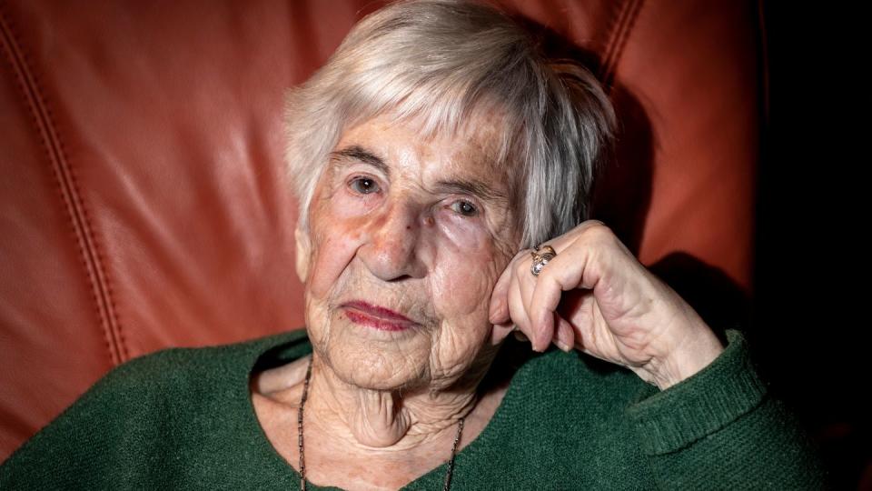 Esther Bejarano, deutsch-jüdische Überlebende des Konzentrationslagers Auschwitz-Birkenau, ist gestorben.