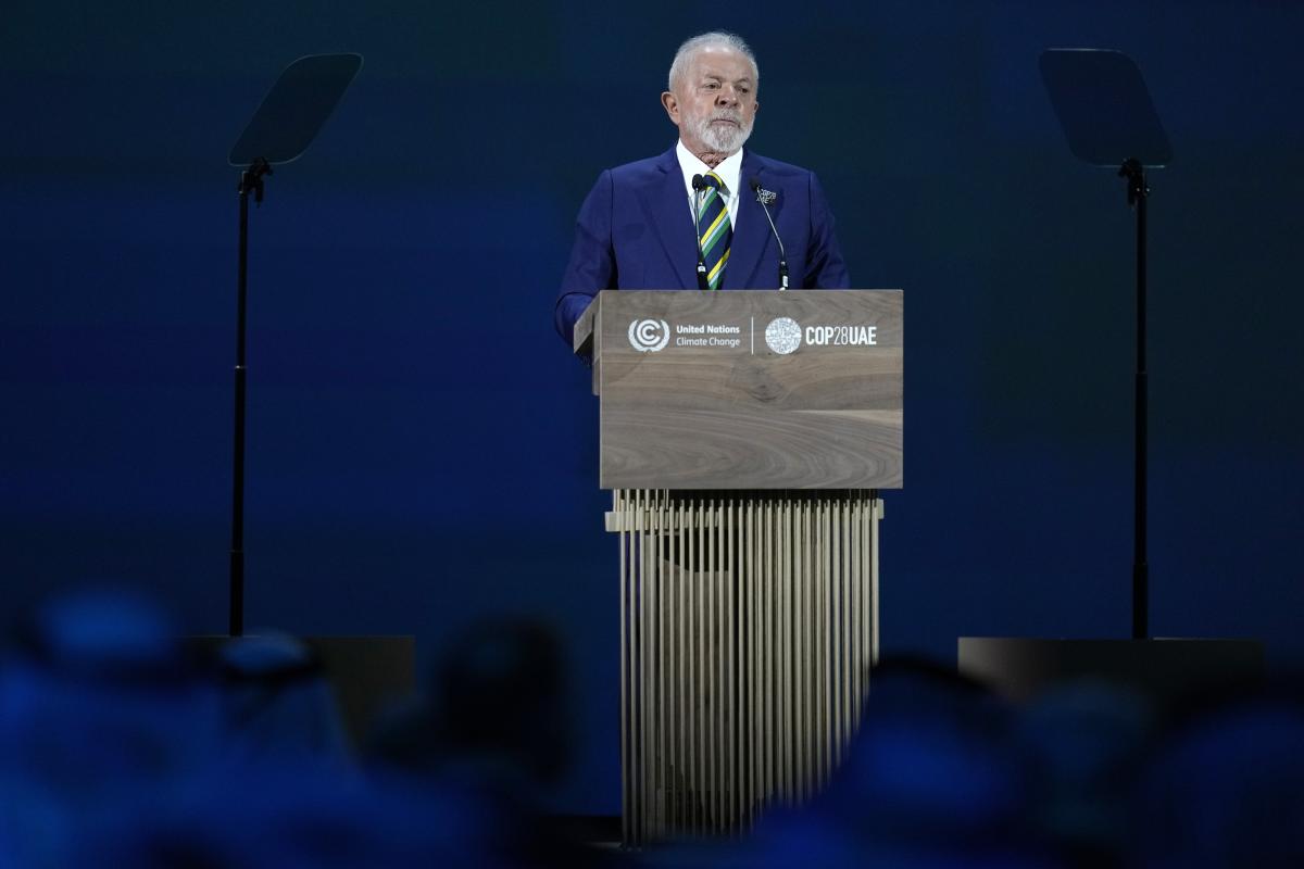 O Brasil aprovou uma grande reforma tributária que, segundo Lula, “facilitará o investimento”.