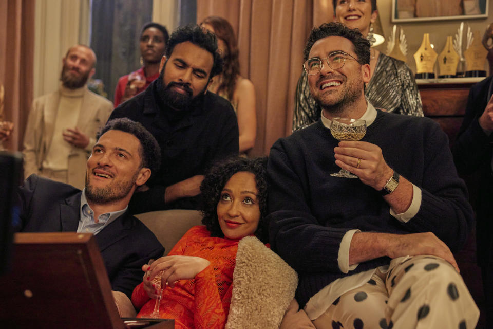 (L to R) Jamael Westman as Terrance, Himesh Patel as Thomas, Ruth Negga as Sophie and Daniel Levy (writer/director/producer) stars as Marc and in Good Grief. (Chris Baker / Netflix)