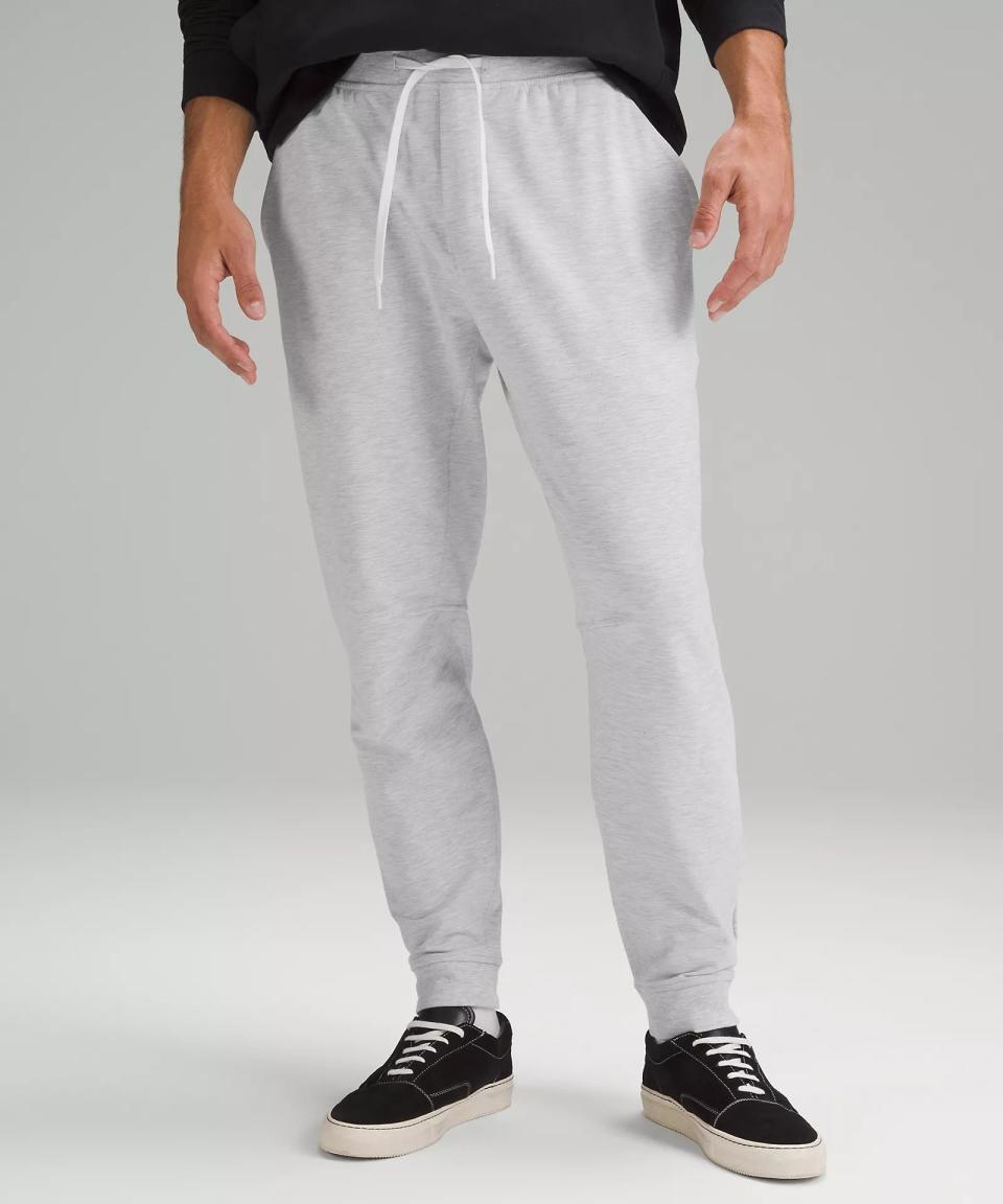 <p><a href="https://go.redirectingat.com?id=74968X1596630&url=https%3A%2F%2Fshop.lululemon.com%2Fp%2Fmen-joggers%2FCity-Sweat-Jogger%2F_%2Fprod1780030&sref=https%3A%2F%2Fwww.menshealth.com%2Fstyle%2Fg44638352%2Flululemon-mens-pants%2F" rel="nofollow noopener" target="_blank" data-ylk="slk:Shop Now;elm:context_link;itc:0" class="link ">Shop Now</a></p><p>City Sweat Jogger</p><p>$118.00</p><p>lululemon.com</p>