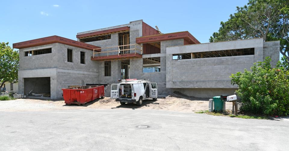 A modern home takes shape in Bayview Estates on Longboat Key.