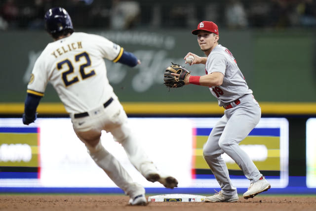 Brewers shortstop Willy Adames was HYPED to meet Derek Jeter at