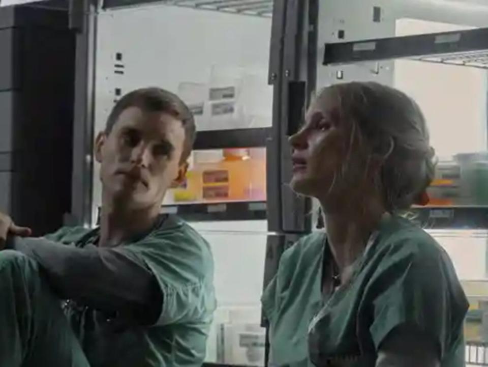 Eddie Redmayne and Jessica Chastain in ’The Good Nurse’ (Netflix)