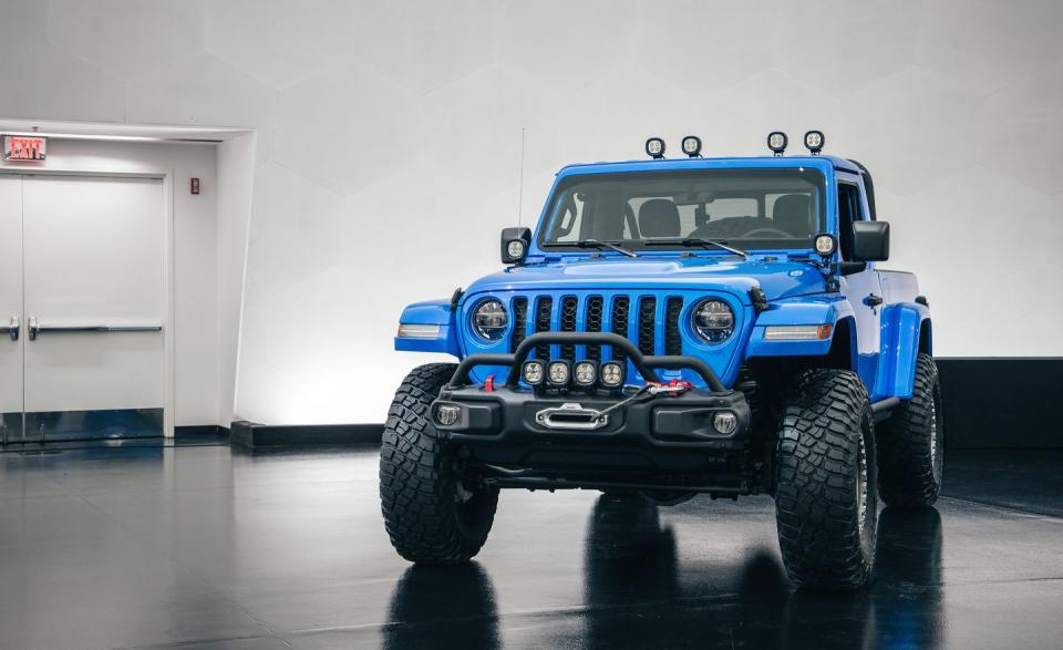 <p>After starting with a Gladiator Rubicon, Jeep created a custom two-door body.</p>