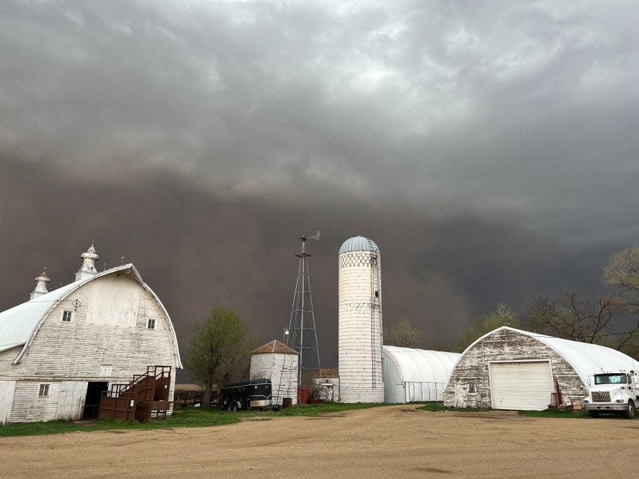 The incoming storm taken from a family farm 3.5 miles southeast of Freeman late Thursday afternoon.