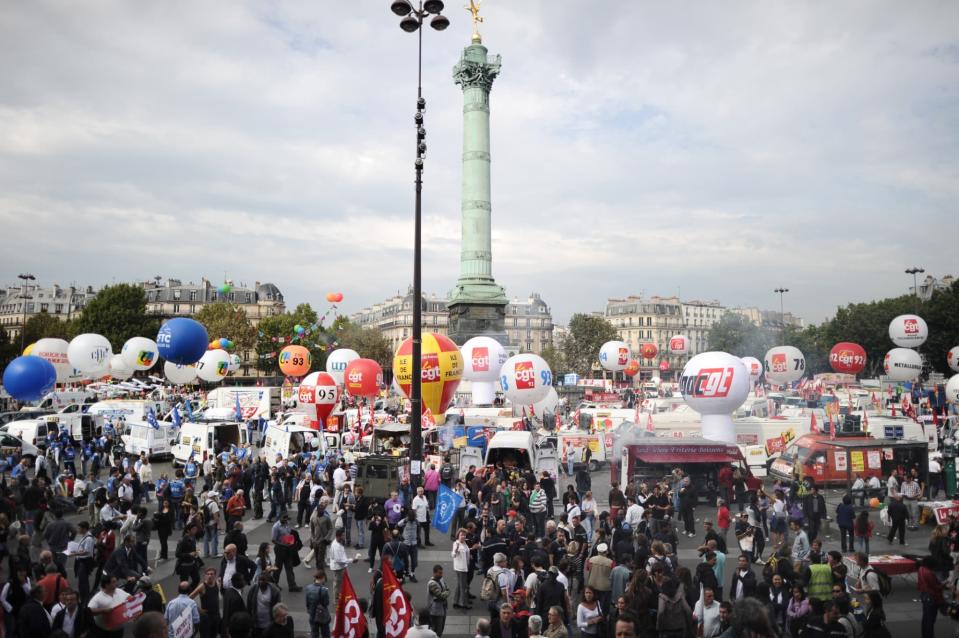 Manifestation contre la réforme des retraites place de la Bastille à Paris, le 23 septembre 2010. - AFP