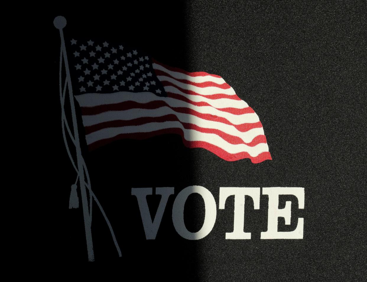 Nov. 8, 2022; Columbus, Ohio, USA; A voting booth is hit with sunlight at the Wolfe Park shelterhouse on the East Side of Columbus on Election Day, Tuesday, Nov. 8th. Mandatory Credit: Barbara J. Perenic/Columbus Dispatch